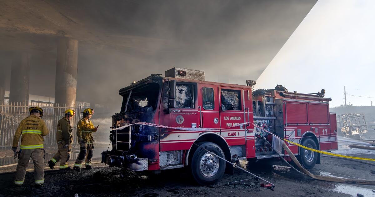 10 Freeway in downtown L.A. shut down indefinitely after fire – Areyoupop