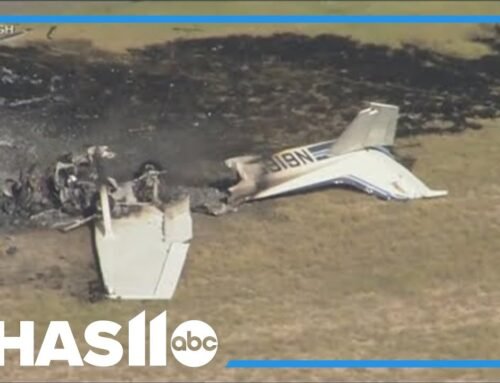 Midair collision between two Cessna planes kills one person in Colorado
