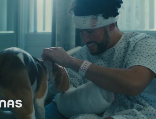 Bad Bunny ft. Bomba Estéreo – Ojitos Lindos (Video Oficial) | Un Verano Sin Ti