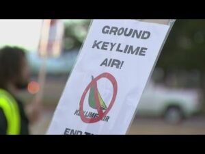 Denver City Council trying to stop small airline running deportation flights in Colorado