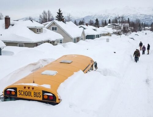 Alaska Buried Under 10 Feet of Snow! Historic Winter Storms Slams Juneau  & Anchorage