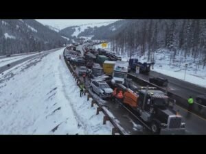 Massive multi-car pileup in Colorado