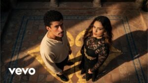 Bad Bunny ft Rosalia –  Sombra dorada
