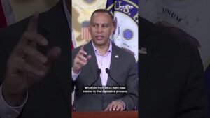 Trump notifies Congress of war in Iran again. Will Democrats try another WAR POWERS RESOLUTION?