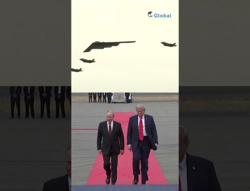 Alaska Summit: B-2 stealth bombers flyover as Trump greets Putin | #shorts #trump #putin #alaska