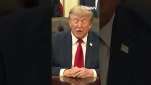 Trump pays tribute to Graham