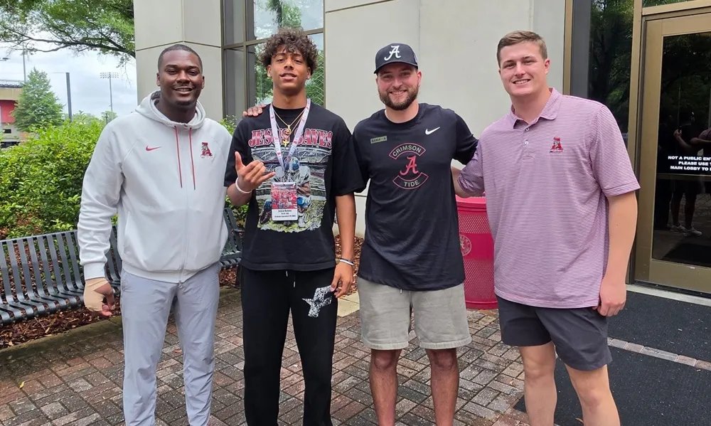 Elite 4-Star WR locks in game day visit with Alabama football