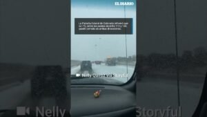 Accidente con 50 vehículos involucrados paralizó la I-70 en Colorado / El Diario