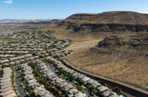 Median home prices drop 2.5% in Las Vegas Valley, Redfin report says