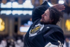 Vegas Golden Knights goalies taking shape with Adin Hill, Carter Hart | Golden Knights
