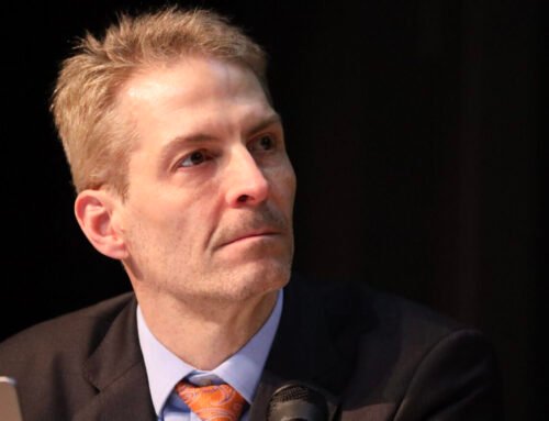 Frank Hauser announces resignation as Juneau School District superin…