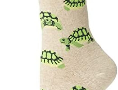 Hot Sox womens Animal Series Novelty Fashion Casual Crew Socks