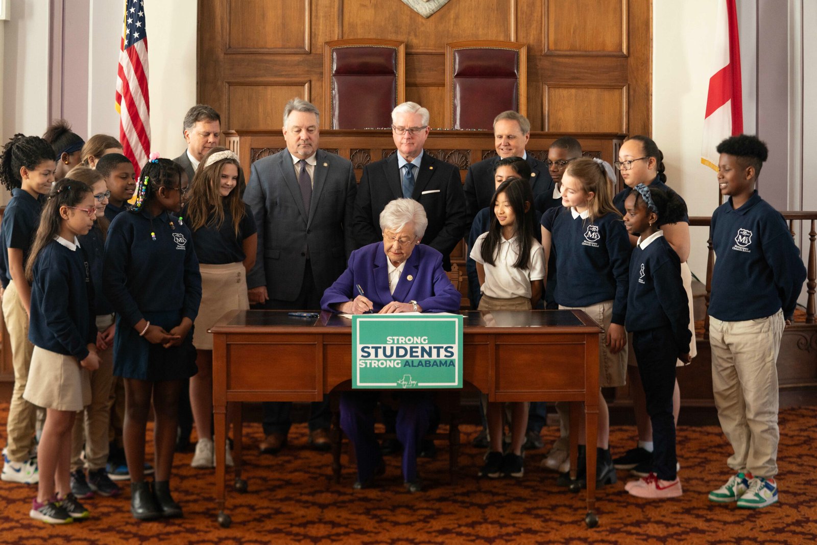 Governor Ivey Signs the CHOOSE Act into Law - Office of the Governor ...