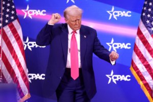 Airport Should Be Named for Ariana Grande, Not Trump, State Rep Says