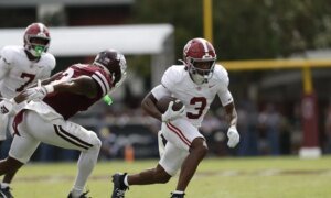 Alabama moves up in AP Poll after beating Mississippi State