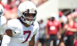 Could this photo be predicting Alabama’s starting inside linebackers?
