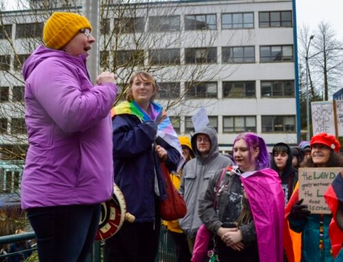 Juneau turns out to support queer and trans people in the wake of Tr…