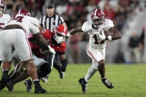 Former Alabama running back predicts 2 teams will beat Tide this seas…