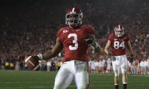 Former Alabama running back says his teammates prioritized leaving pr…