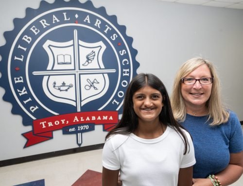 Governor Ivey Introduces a CHOOSE Act Family: Meet the Ratcliffe Fami…