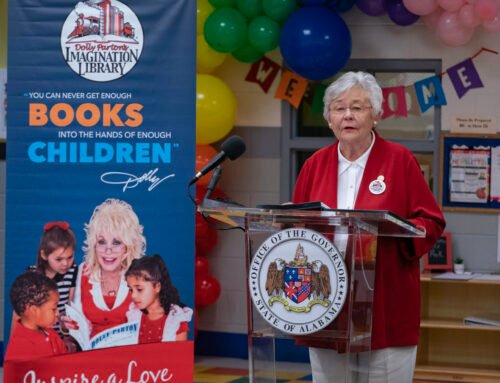 Governor Ivey Marks Literacy Milestone as Alabama Reaches 2 Million B…