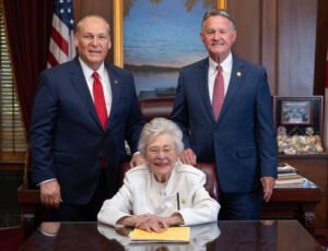 Governor Ivey Signs Bills to Enhance Benefits for Alabama Military Me…