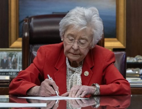 Governor Ivey Signs Executive Order Establishing Commission on Screen…