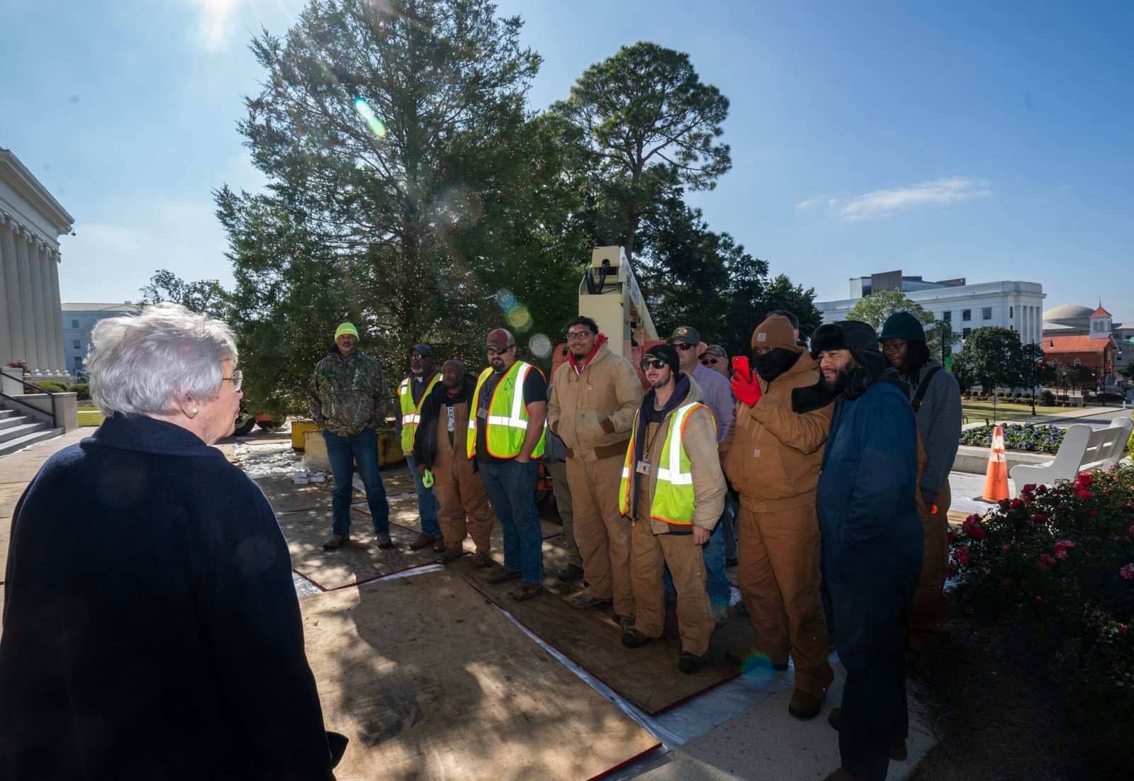 Governor Ivey Visits ALDOT Workers as Capitol Christmas Tree Takes Sh...