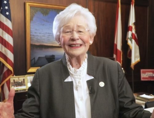 Governor Ivey Welcomes Alabama Students Back for New School Year –