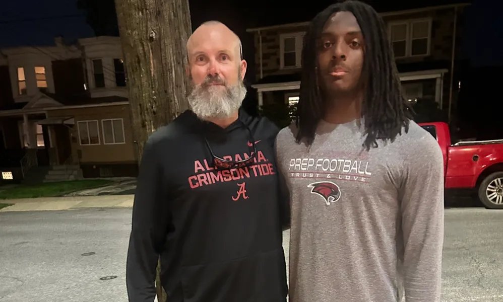 Alabama 4-Star LB target commits to Oregon after visit from Tide staf...
