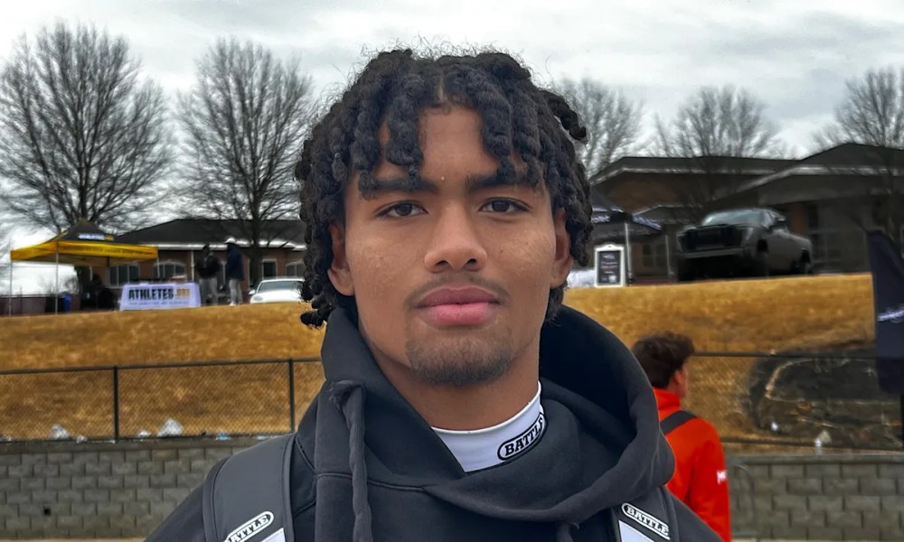 Alabama freshman WR target makes crazy viral TD catch
