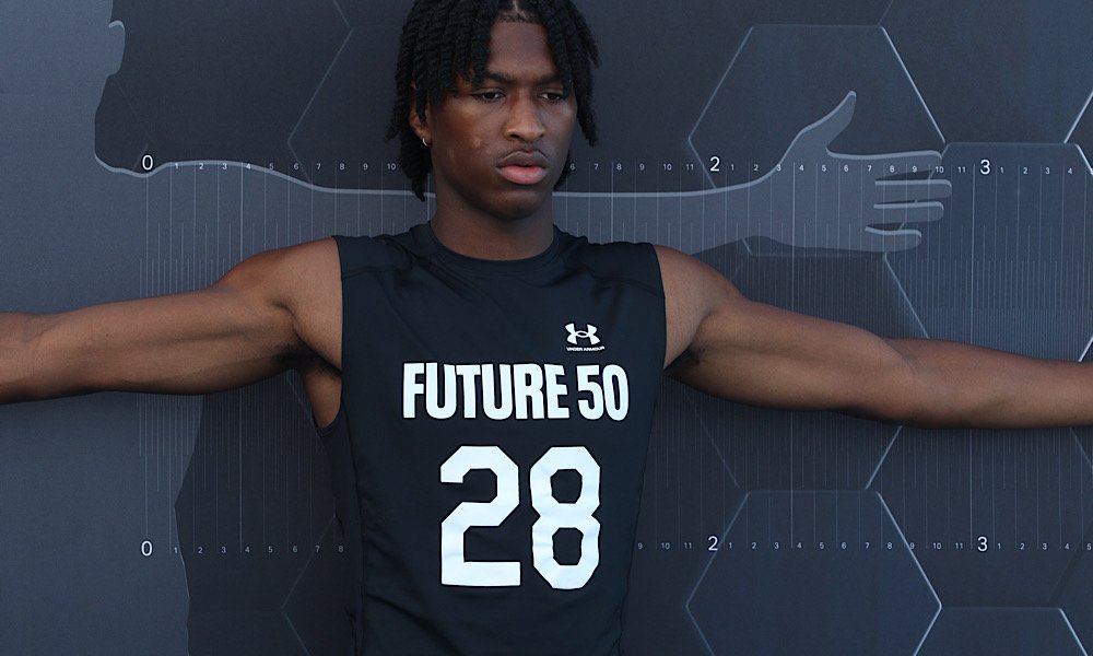 5-Star safety commits to Oregon over Alabama