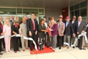 Hodgson Vo-Tech opens new $211M school in Glasgow