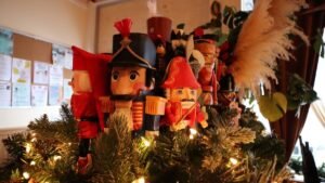 Sitka’s top nutcracker collector hopes to crack open people’s childl…