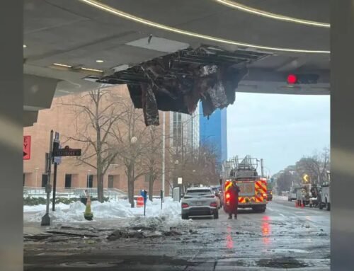 Pipe bursts under ArtsGarden in downtown Indy