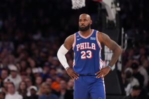 President Trump criticizes LeBron James for warmups during the nation…