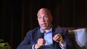 Sen. Cory Booker joins Alabama political leaders for town hall on con…