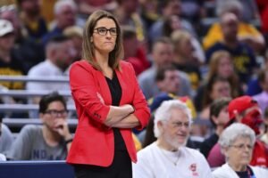 Stephanie White details how the Fever have dealt with outside noise t…
