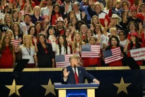 Trump asks GOP crowd to pledge allegiance — to him