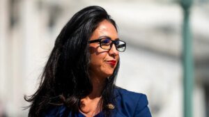 Trump calls for GOP challenger to Rep. Boebert as she campaigns with …