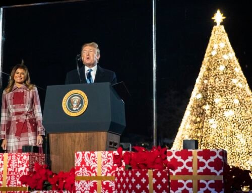 Trump gave 2019 Christmas message while lighting National Christmas T…