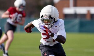Will this Alabama football defensive playmaker make his mark this sea…