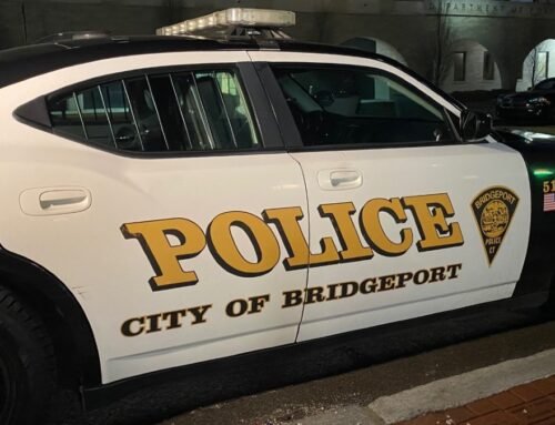 Man arrested for stabbing, running into home with knife in Bridgeport…