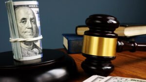 Arizona Republicans advance bill that would make it easier for politi…