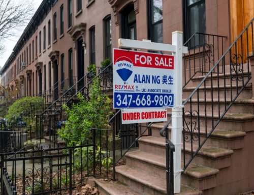 U.S. home prices hit a record high as sales fell. Here’s how housing …