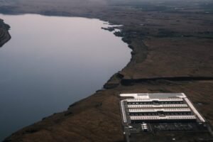 Navajo leaders raise alarms about planned AI data center near Horsesh…