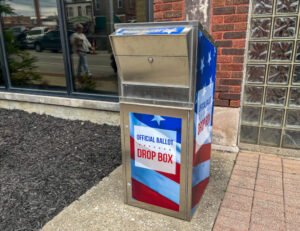 Postal Service presses ahead on Trump mail-voting rule despite lawsui…