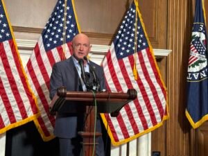 Mark Kelly sues Pete Hegseth, Dept. of Defense alleging unconstitutio…