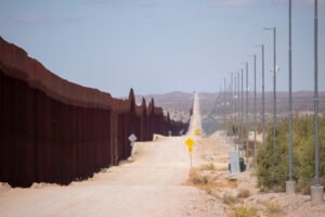 Legal challenge to Arizona’s ‘Secure the Border Act’ dropped, at leas…