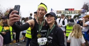 Photos: Altadena Forever Run – Los Angeles Times